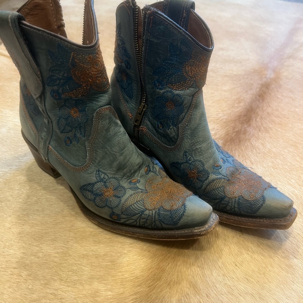 Circle G Blue and Brown Ankle Boots